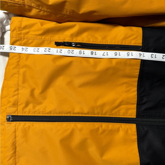 Arrowwood mustard yellow and black north face triclimate women’s jack. 3 in one - Picture 14 of 15